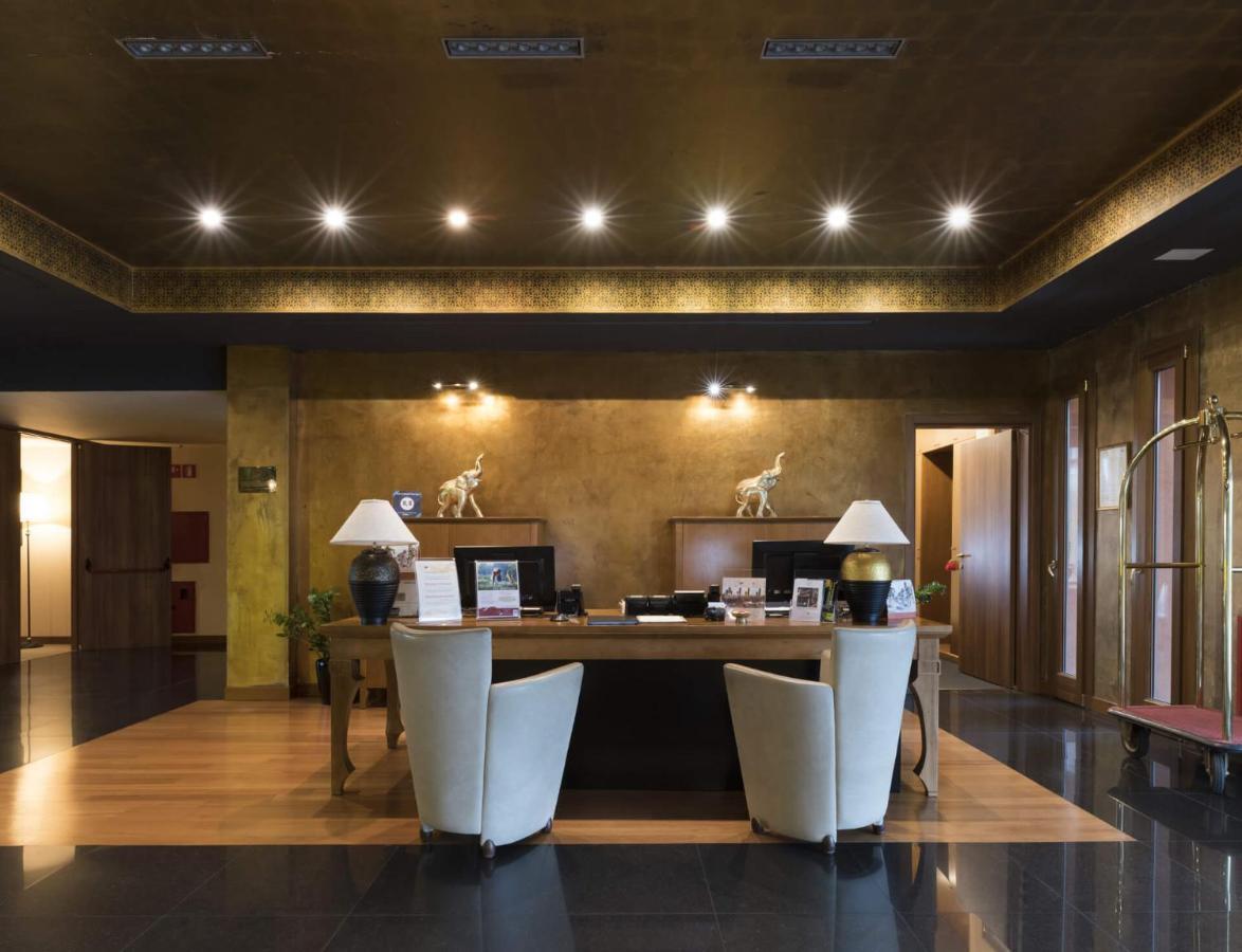 Thai Si Royal Thai Spa Lovadina Eksteriør bilde